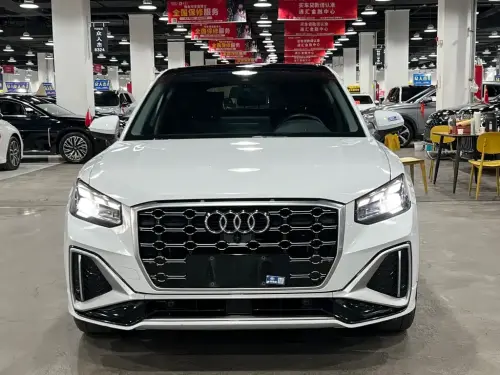 Audi Q2, 2022