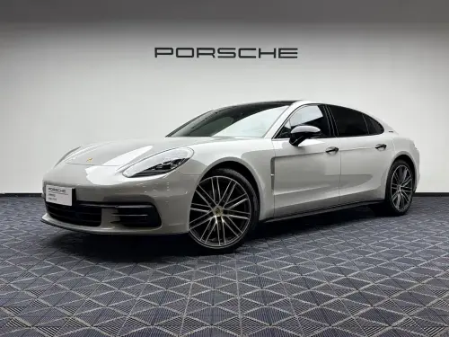 Porsche Panamera, 2019