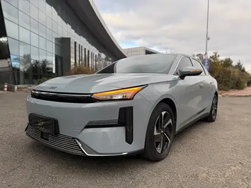 Geely Galaxy L6, 2024