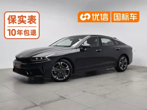 Kia K5, 2021