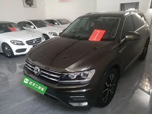 Volkswagen Tiguan, 2020