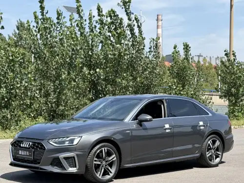 Audi A4, 2021