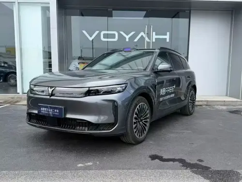 Voyah FREE, 2025