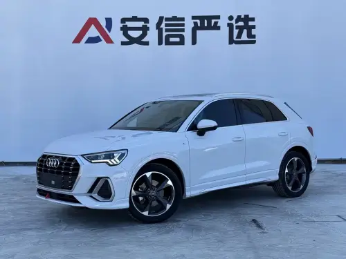 Audi Q3, 2022