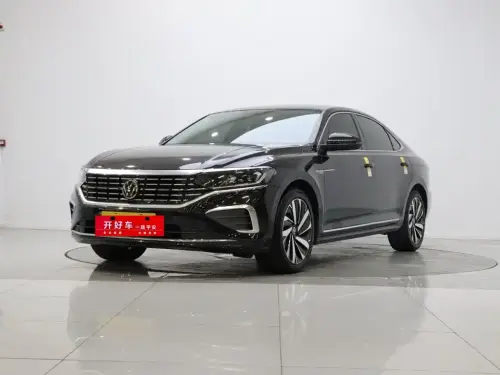 Volkswagen Passat, 2025