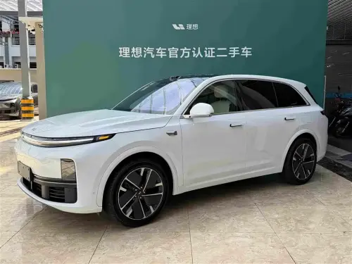 Li Auto L7, 2025