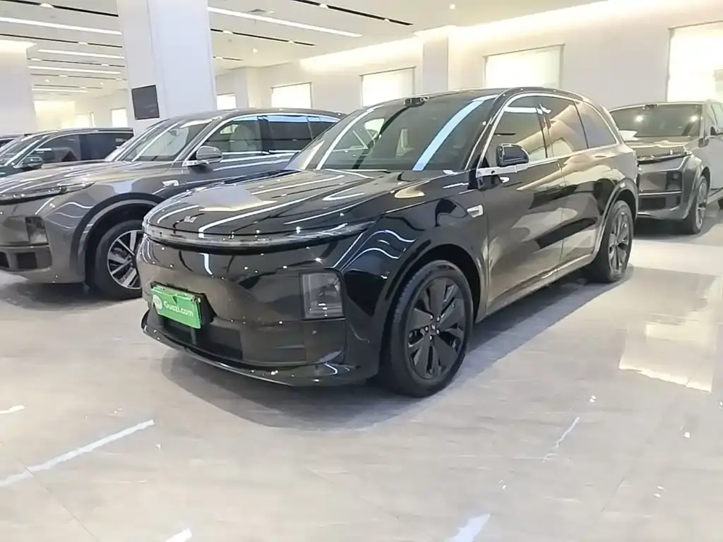Li Auto L6, 2025