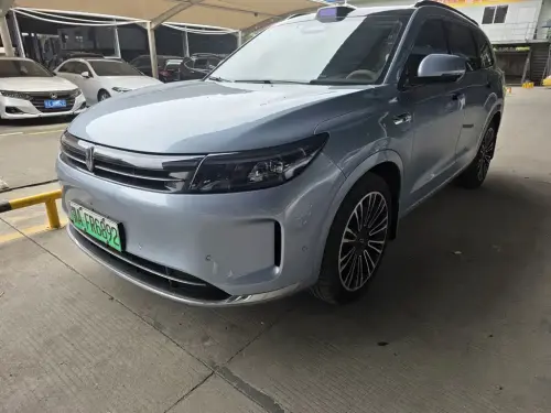 AITO M7, 2024