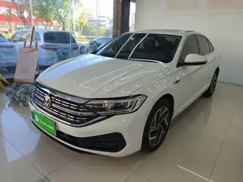 Volkswagen Sagitar, 2025