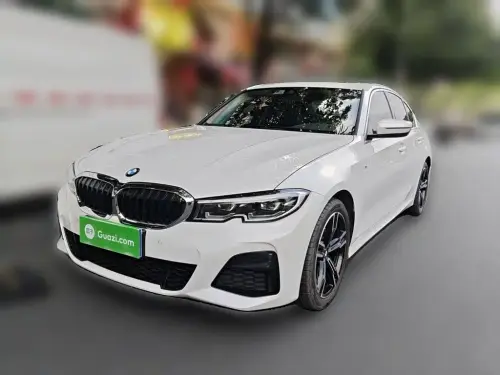 BMW 3-Series, 2022