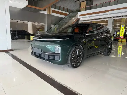 Li Auto L9, 2025