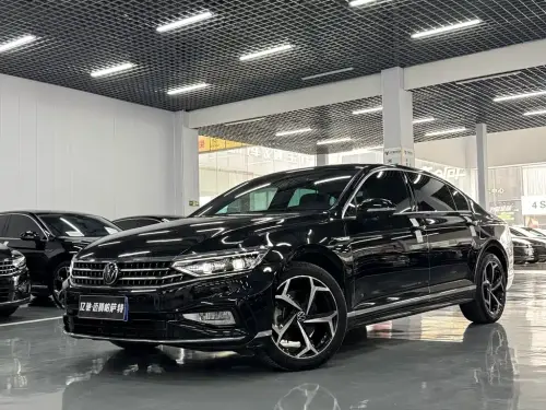 Volkswagen Magotan, 2023