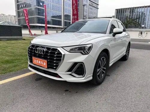 Audi Q3, 2023