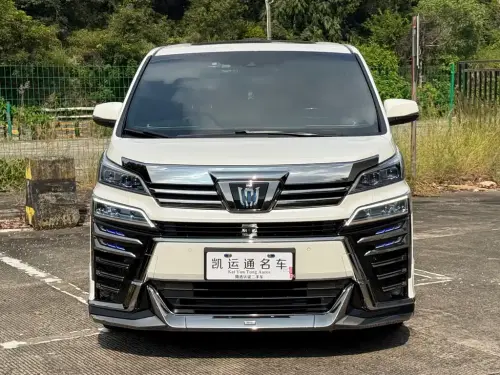 Toyota Vellfire, 2022