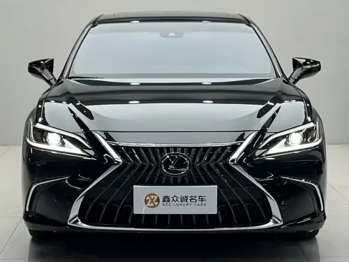 Lexus ES, 2024