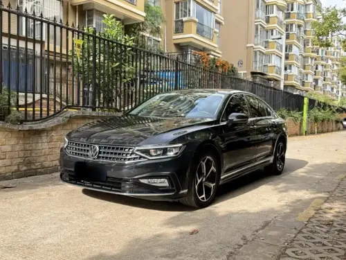 Volkswagen Magotan, 2023