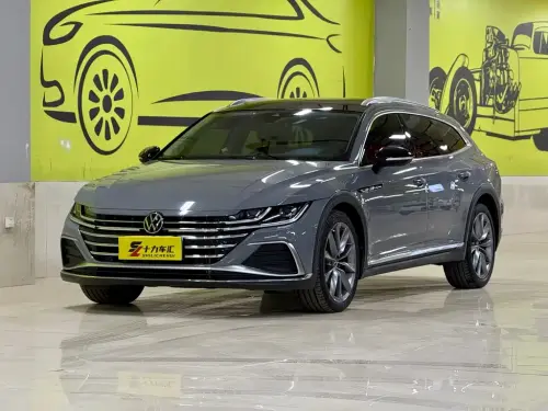 Volkswagen CC, 2023