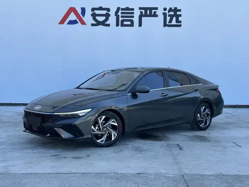 Hyundai Elantra, 2024