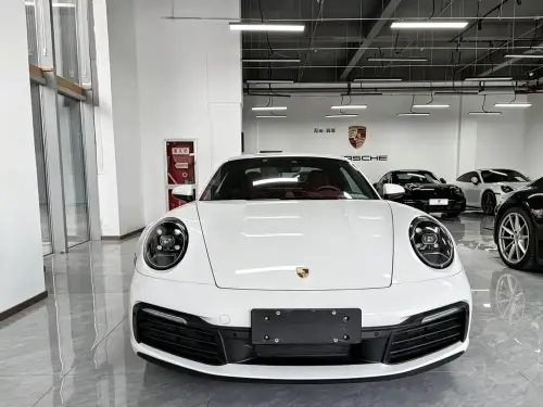 Porsche 911, 2024