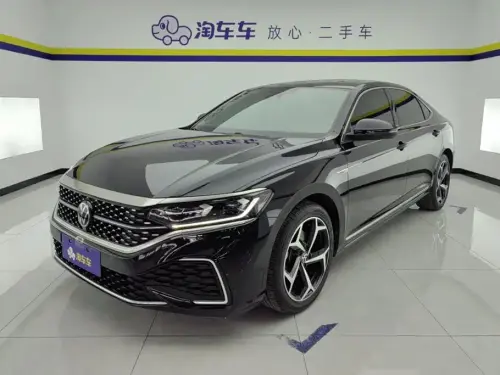 Volkswagen Passat, 2023