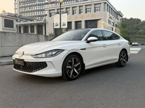 Volkswagen Lamando, 2023