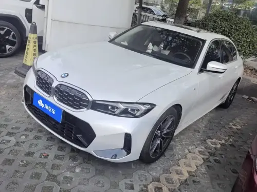 BMW 3-Series, 2025