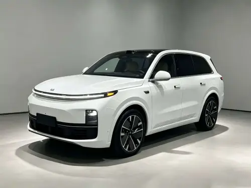 Li Auto L9, 2025