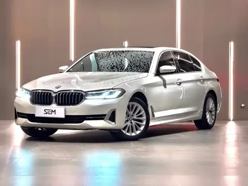 BMW 5-Series, 2023