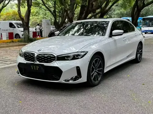 BMW 3-Series, 2023