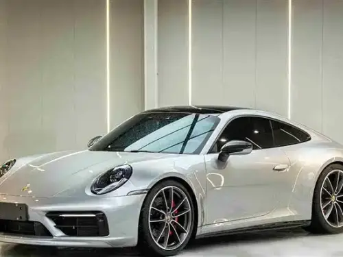 Porsche 911, 2023