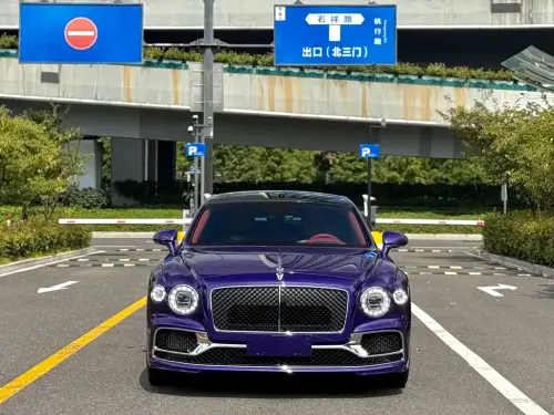 Bentley Flying Spur, 2024