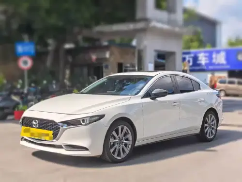 Mazda Mazda3 Axela, 2021