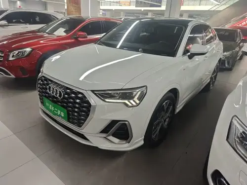Audi Q3 Sportback, 2021