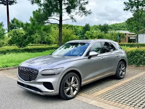 Genesis GV70, 2025