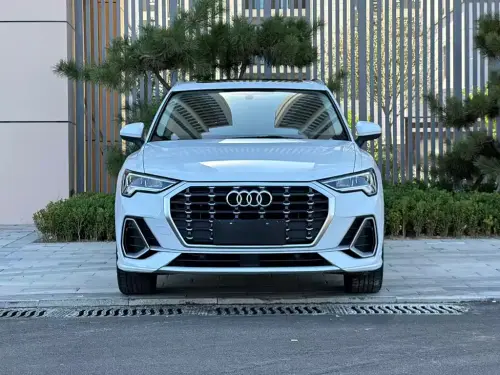Audi Q3, 2022