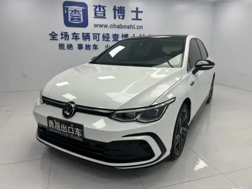 Volkswagen Golf, 2022