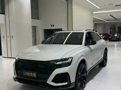 Audi RSQ8, 2021