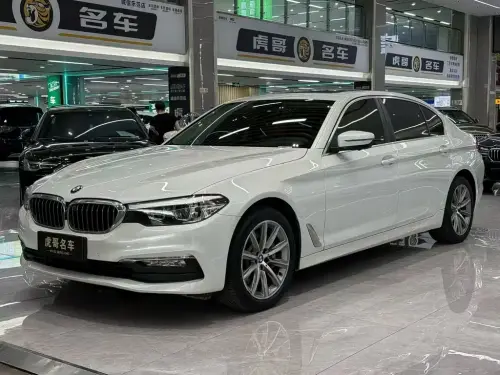 BMW 5-Series, 2021