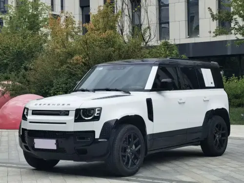 Land Rover Defender, 2023