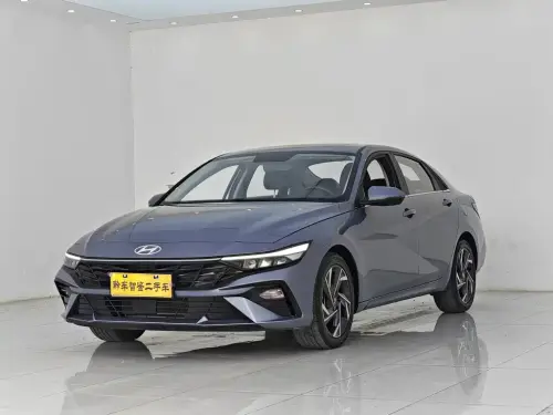 Hyundai Elantra, 2024