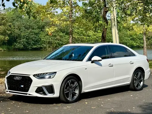 Audi A4, 2022
