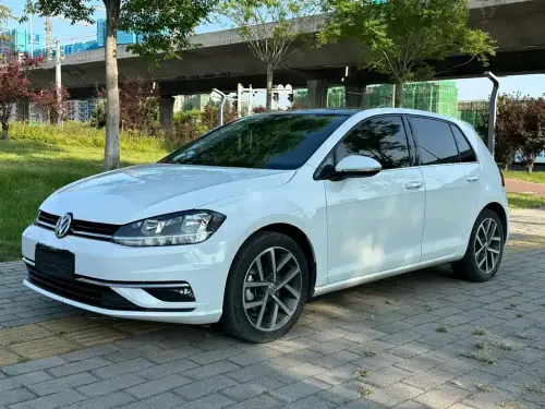 Volkswagen Golf, 2020