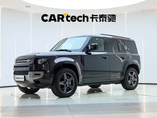 Land Rover Defender, 2024
