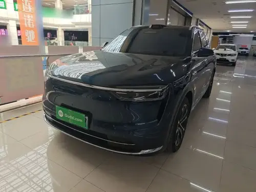 AITO M7, 2025