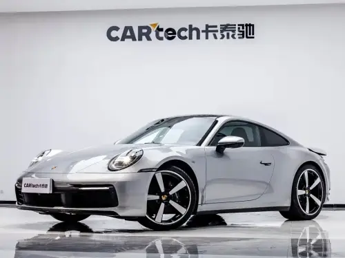 Porsche 911, 2023
