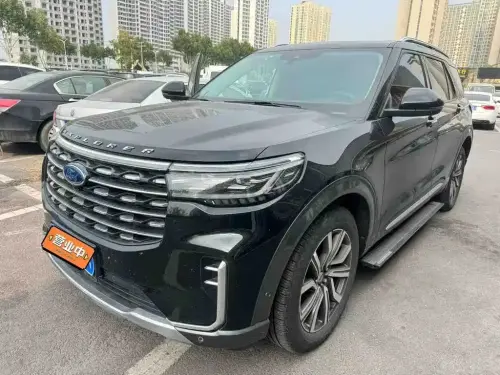 Ford Explorer, 2022