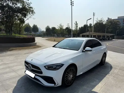 Mercedes-Benz C-Class, 2024