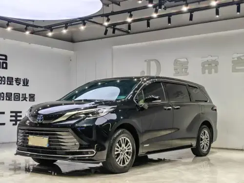 Toyota Sienna, 2023