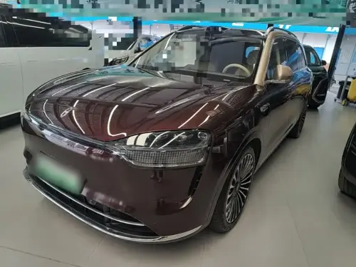 AITO M9, 2025