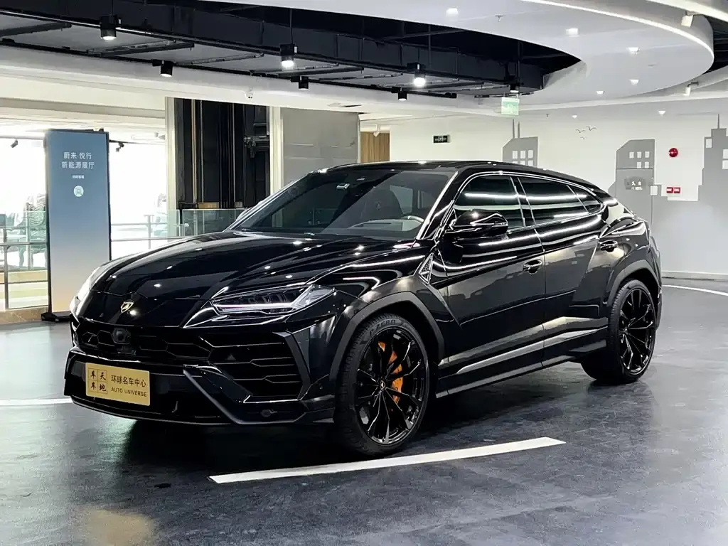 Lamborghini Urus, 2021